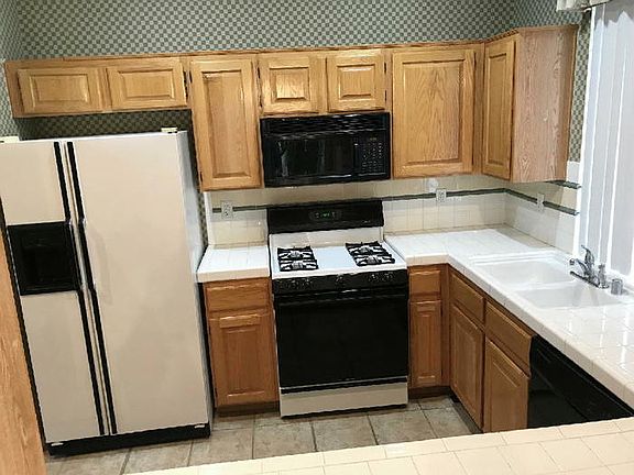 4th image of 9312 Canalino Dr