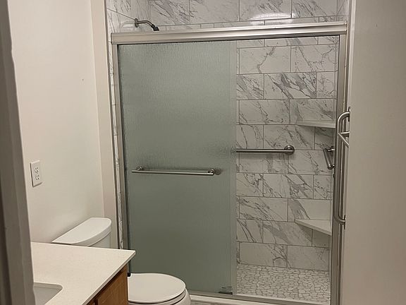 4th image of 5047 Butler St
