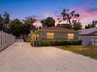 1858 Marbeth St, Sarasota, FL 34231