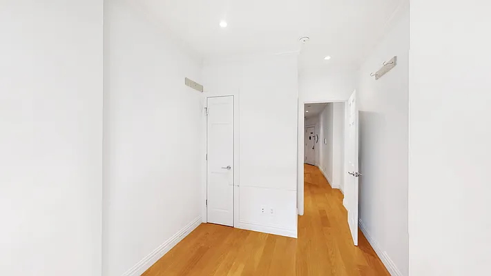 Rented by Keller Williams NYC | media 41