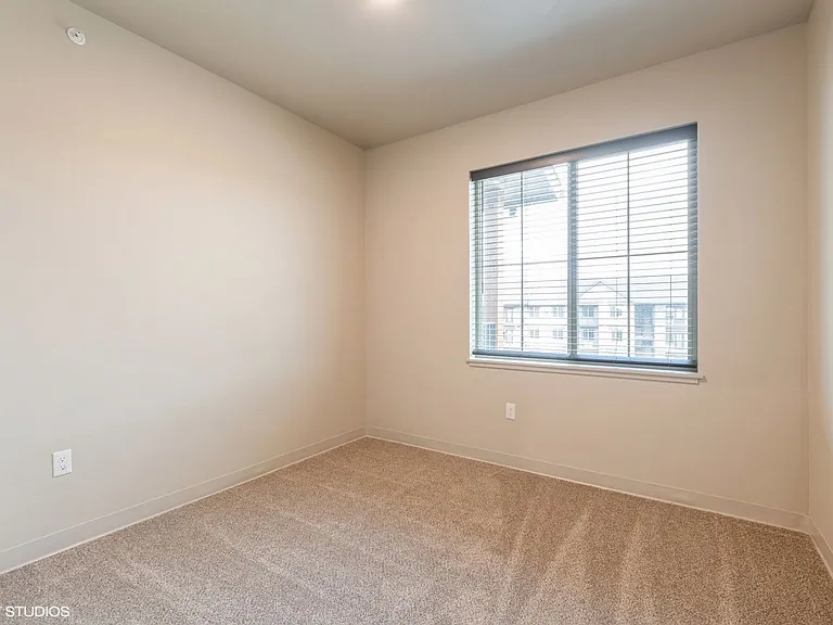 1920 Jefferson Blvd #207-C — Photo 11