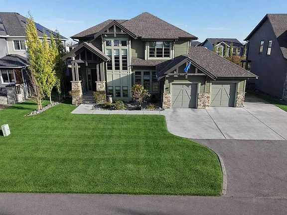 2nd image of 800 E Lakeview Rd