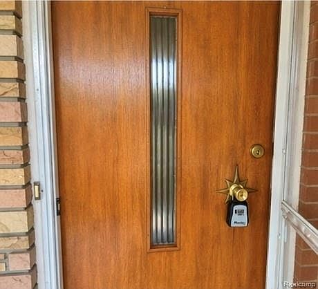 2nd image of 21240 Evergreen St
