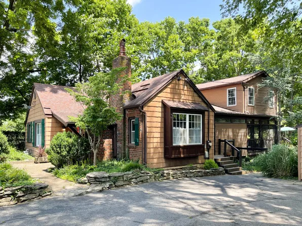 663 Kingston Rd, Lexington, KY 40505