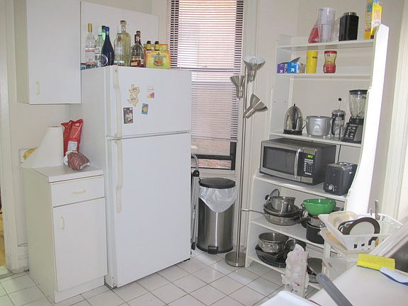 3rd image of 568 Amsterdam Ave APT 3N