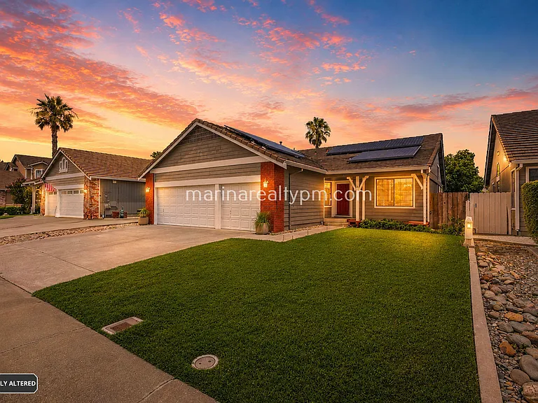 208 Buttercup Cir — Photo 58