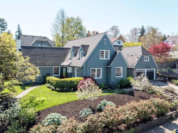 2121 High St SE, Salem, OR 97302