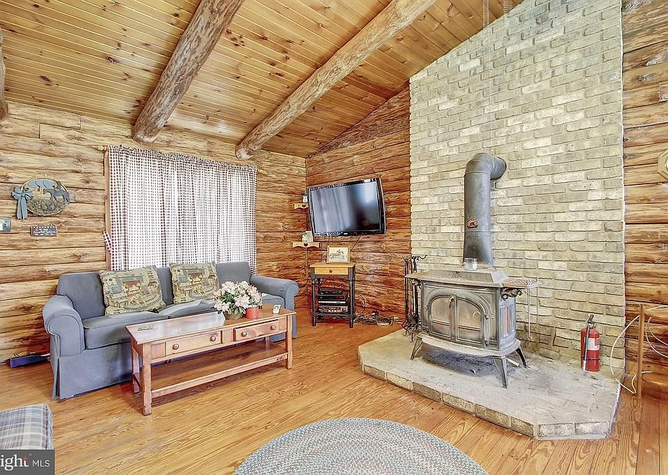 2575 Tract Rd, Fairfield, PA 17320 Zillow