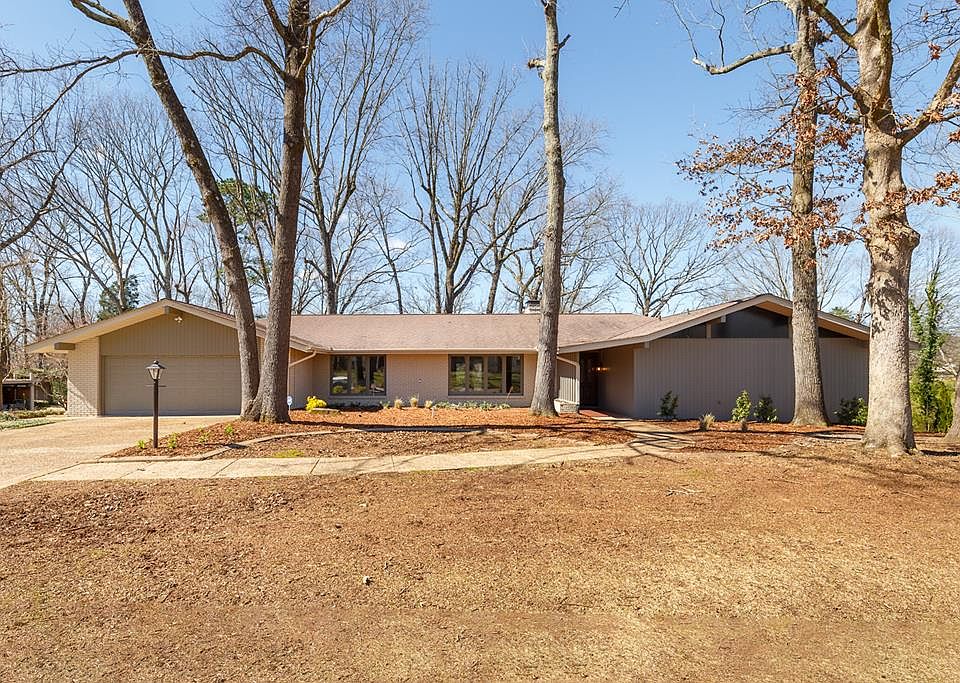 1st image of 102 Kingswood Dr