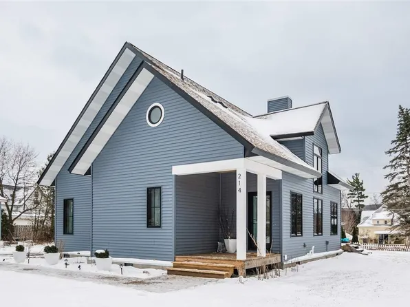 214 State St, Boyne City, MI 49712