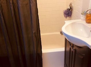 3806 W Irving Park Rd APT 4, Chicago, IL 60618