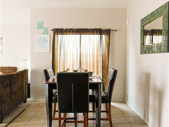 5th image of 13001 Enrique Gomez Ln