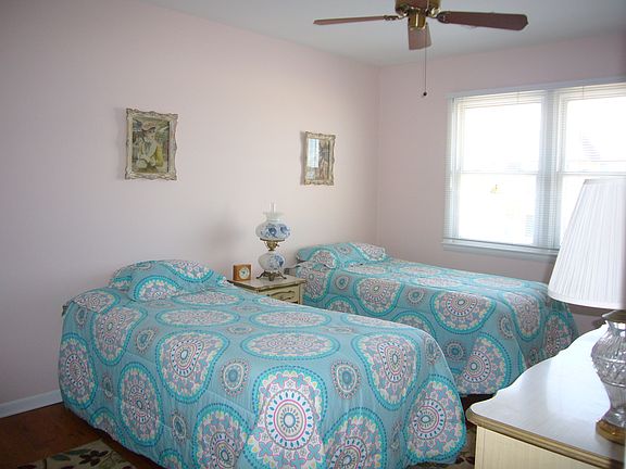 3rd image of 1201 Ocean Ave APT 32