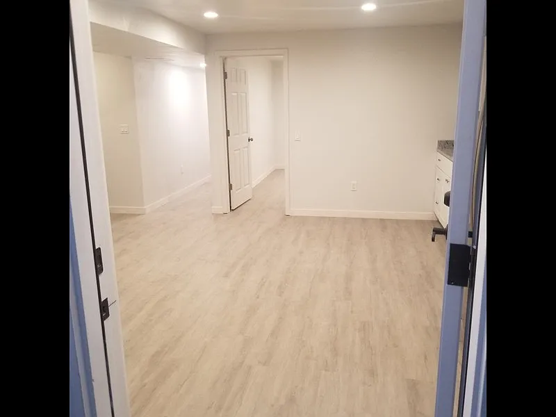 One bedroom basement apartment. — Photo 2
