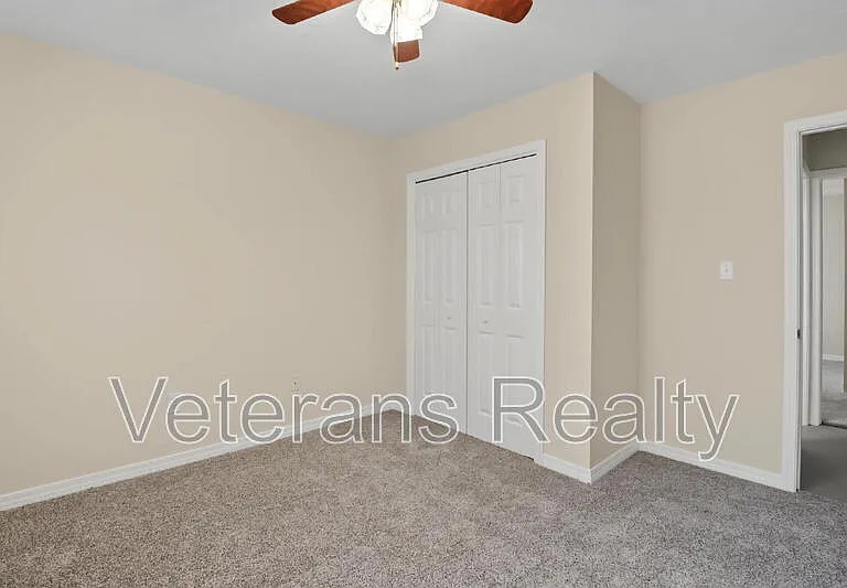 3001 Lamont Rd — Photo 15