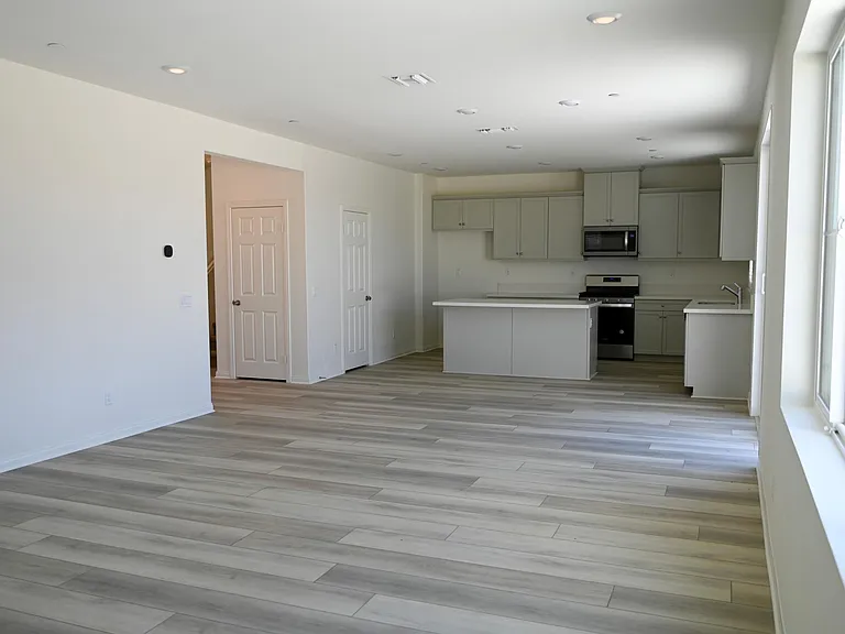 19537 Sunkissed Ridge Dr — Photo 10