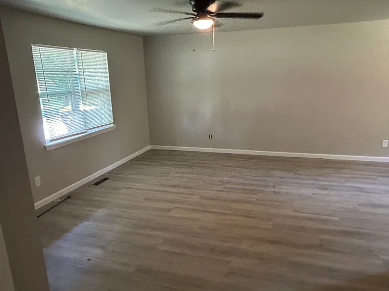 205 E F St — Photo 16