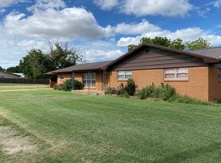 404 S Orange St, Roby, TX 79543