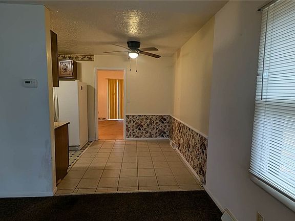 5th image of 29131 Norman Ave