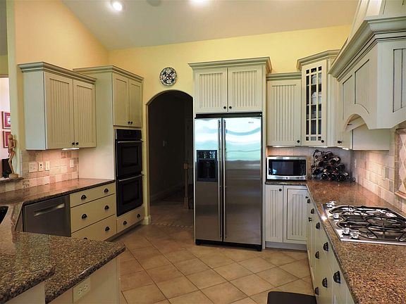 5th image of 8205 W Coyote Creek Dr