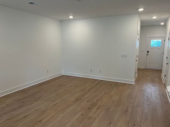 5th image of 268 Silo Ridge Dr