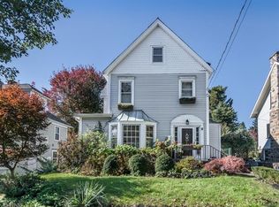 6 Seal St, High Bridge, NJ 08829