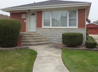 5245 Avery Pl, Oak Lawn, IL 60453