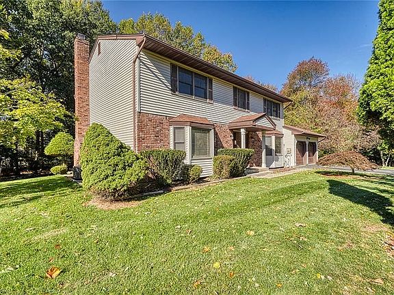 5th image of 408 Red Oak Dr