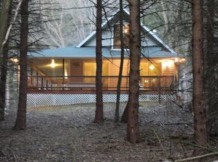 4269 Mechanic Rd, Hillsdale, MI 49242