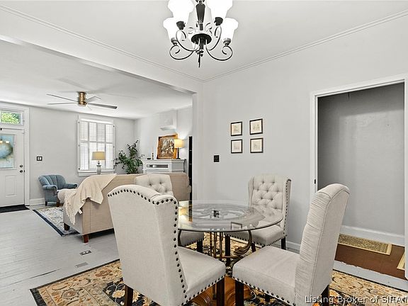 2nd image of 605 Walnut Street