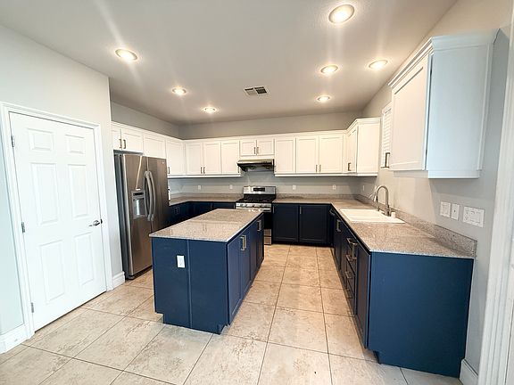4th image of 9670 Marcelline Ave #0