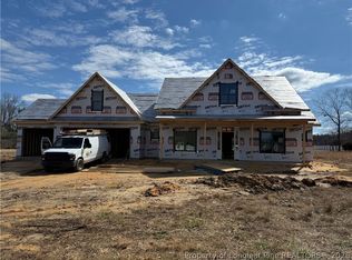 32 Creek Stone Ln, Autryville, NC 28318