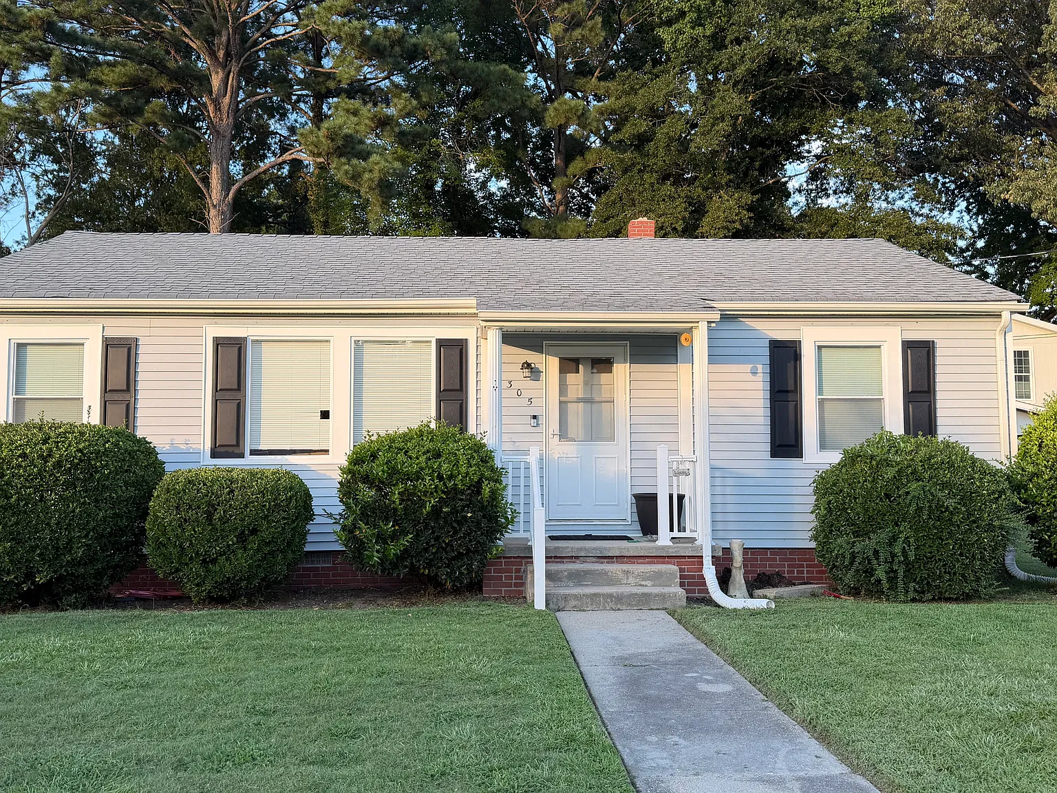 3 bed, 1200 sqft, $2,250 — Photo 1