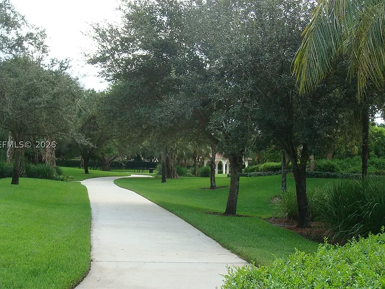 4152 Pine Ridge Ln #0 — Photo 37