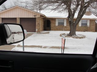6409 NW Arrowhead Dr, Lawton, OK 73505