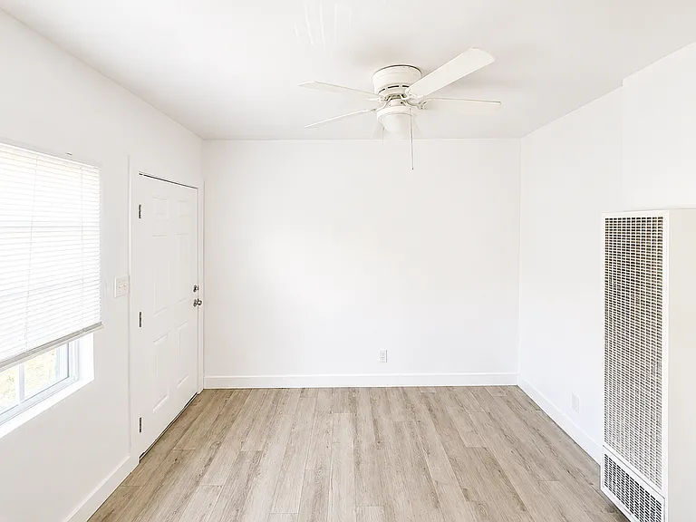 366 N Olive St #366 — Photo 1