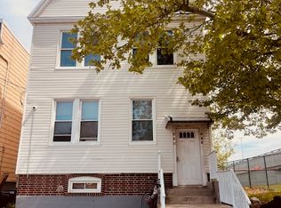 165 W 5th St #3, Bayonne, NJ 07002