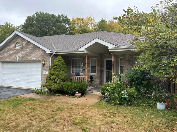 2094 Texas St, Chesterton, IN 46304