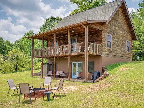 527 Laughter Rd, Mill Spring, NC 28756