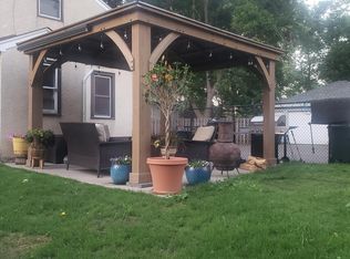 3803 Lake Dr N, Minneapolis, MN 55422