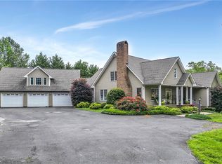 1527 S Blackstock Rd, Landrum, SC 29356