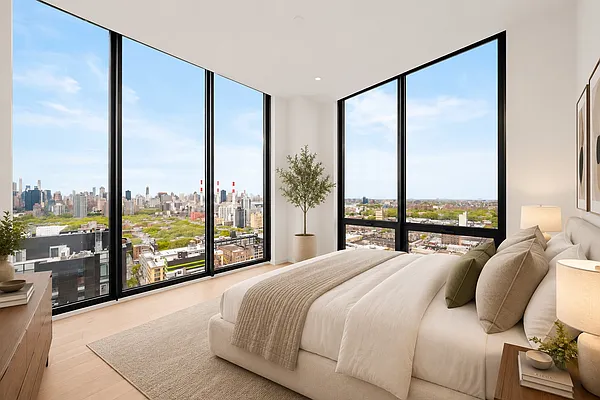 Bedroom, photo 1