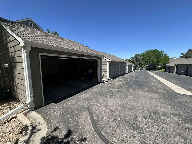 7052 E Briarwood Dr — Photo 41