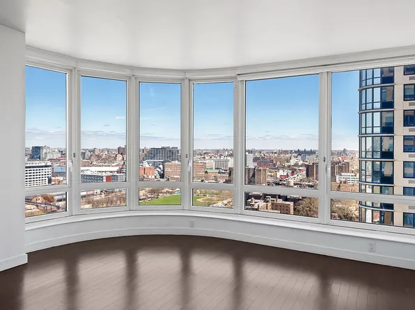306 Gold St APT 24A, Brooklyn, NY 11201
