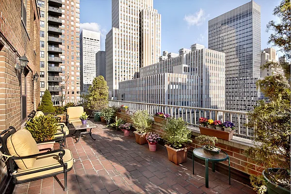 Sold by Stribling | media 1