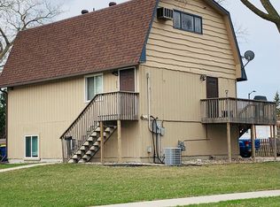 623 Faculty Dr, Brookings, SD 57006