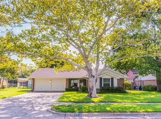 8518 Hackney Ln, Dallas, TX 75238