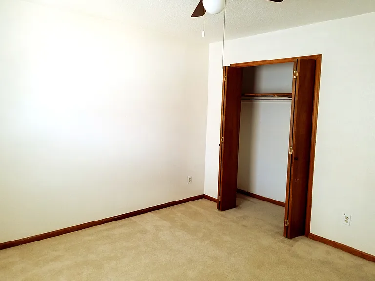 916 44th Avenue Ct #28 — Photo 40