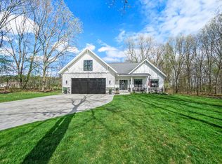 1709 Westview Dr, Allegan, MI 49010