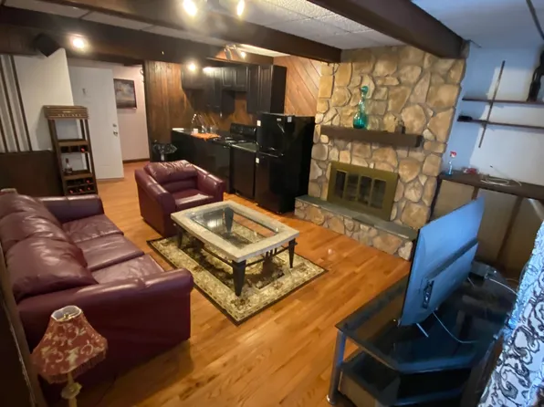 122 4th St Unit 3, Troy, NY 12180